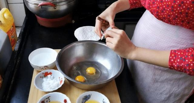 发面别蒸馒头了VR彩票教你自制蜂蜜小面包松软香甜比买的还好吃(图1)