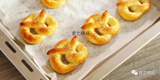VR彩票简单好吃的小面包结儿！(图8)