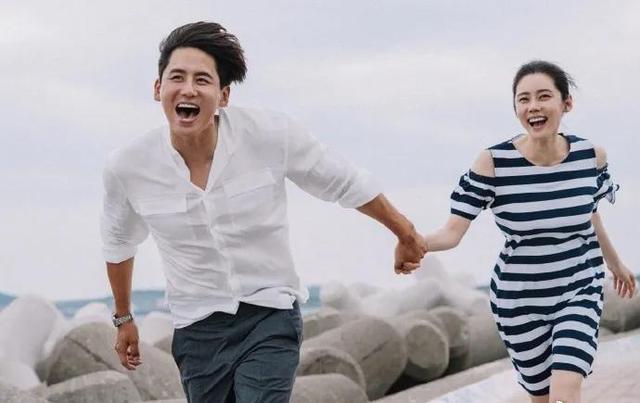 VR彩票于晓光风波后秋瓷炫主动和他秀恩爱烤糊面包喊老公吃掉