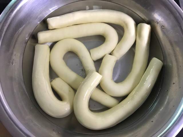 减脂期也能吃的面包不用发酵无糖低油冬天当早餐营养又VR彩票健康(图7)