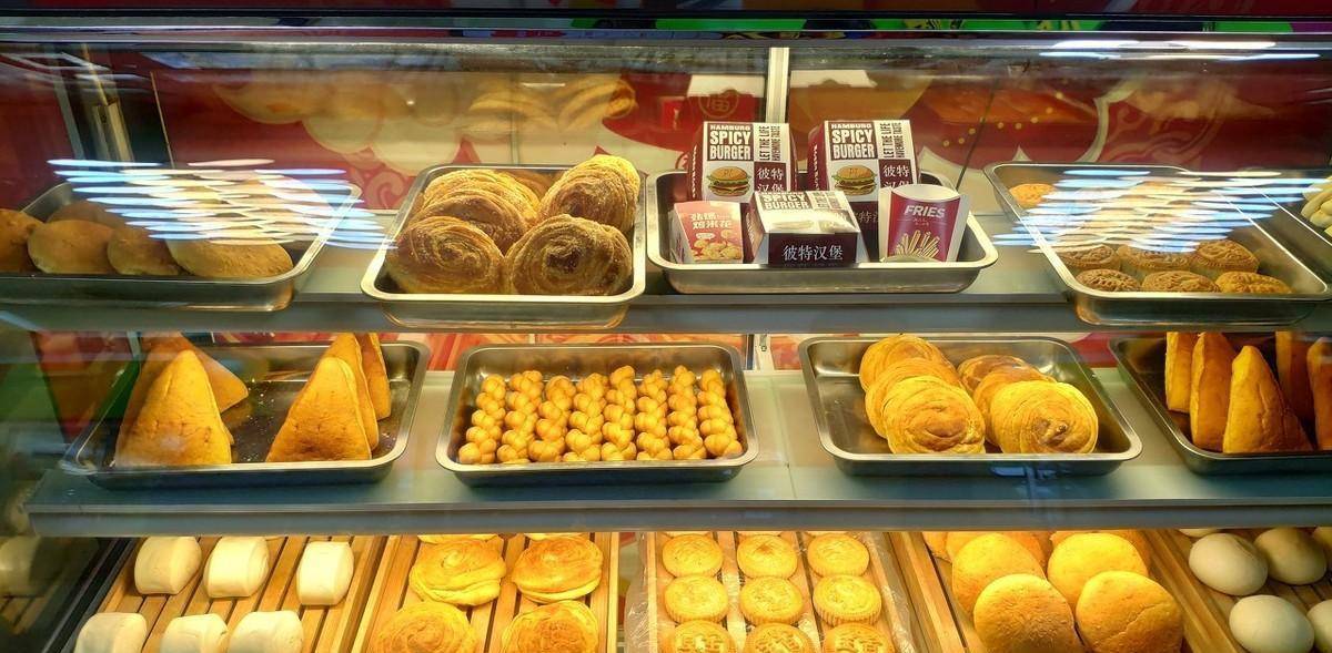 VR彩票去面包店买面包这4种最好别买老板：只有不懂的人才喜欢吃！(图1)