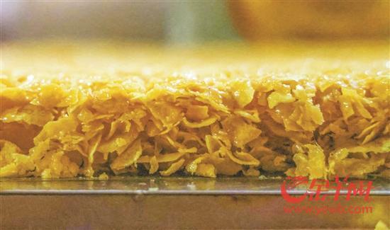 两代坚守合力传承传统美味VR彩票 这间饼铺卖了43年的传统中式糕点(图4)