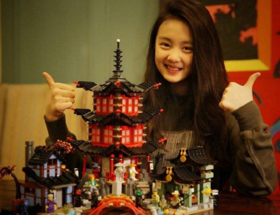 有种别人家优秀的女儿叫多多身材VR彩票好颜值高还有着一手好厨艺！