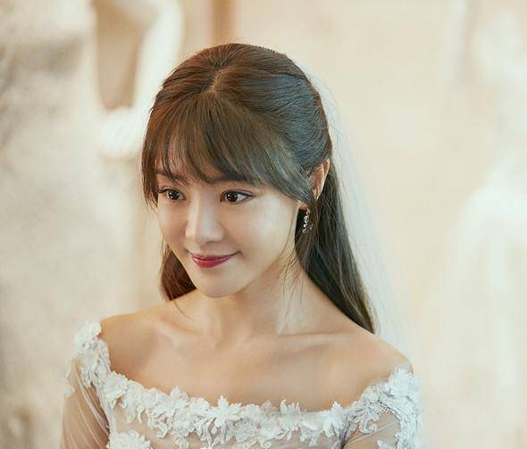 VR彩票平均年龄40让王凯、胡军团团转 《猎狐》“六大美女”都不简单(图7)