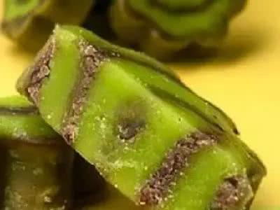 VR彩票人人都能做的凉糕自制七种漂亮的糕点清凉爽口超级简单！(图4)