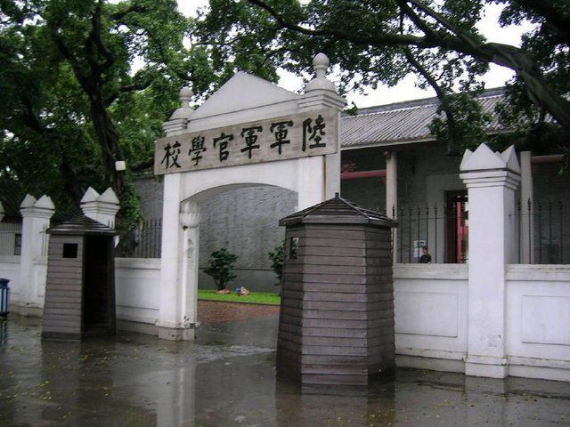 VR彩票世界十大著名军校：西点军校仅排第三第一属于中国！(图9)